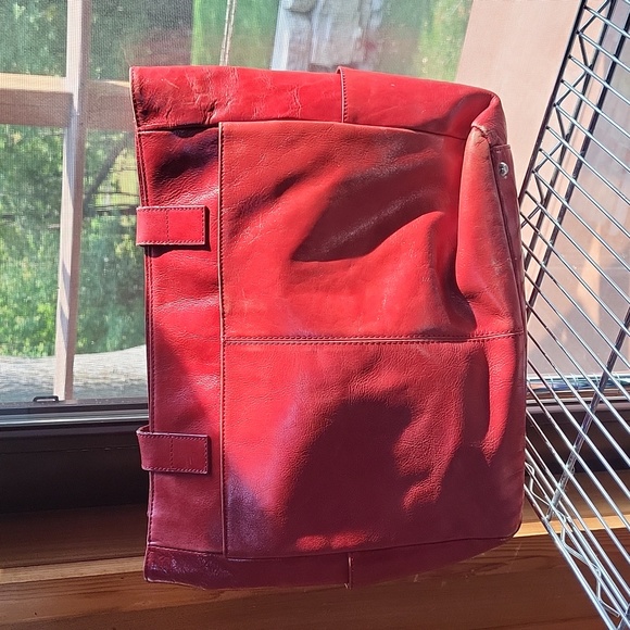 Vintage Danier leather tote/laptop bag - Picture 2 of 14